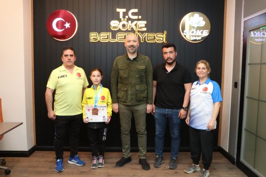 Başkan Arıkan, Milli Sporcu Gülşen Görecek’i Ağırladı