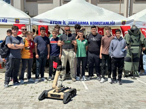 AYDIN İL JANDARMA KOMUTANLIĞI BASIN AÇIKLAMASI YAPTI