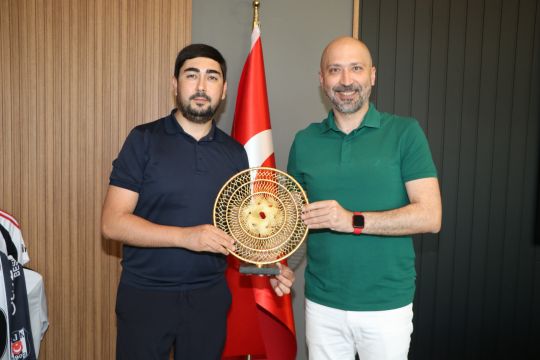 Kazakistan Cumhurbaşkanı Yardımcısı Akhmetov'dan Başkan Arıkan'a ziyaret