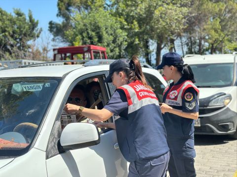 Suç dosyası kabarık 30 kişi yakalandı