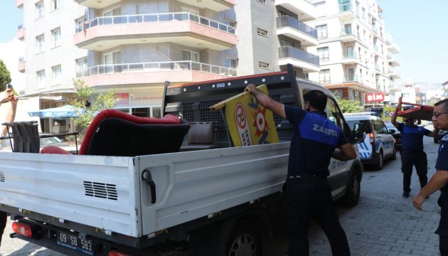 Söke Belediyesi’nin Kaldırım İşgallerine Yönelik Sıkı Denetimleri Aralıksız Devam Ediyor