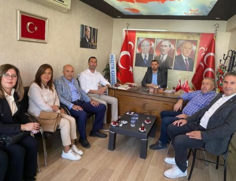 AK Parti’den MHP’ye Ziyaret: Cumhur İttifakı İlçe Başkanlarından Birlik ve Beraberlik Mesajı  