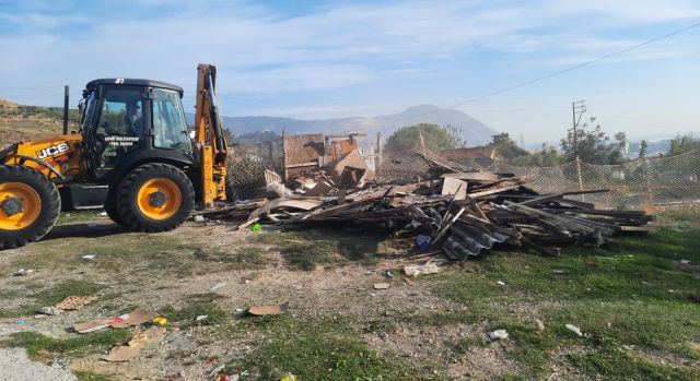 Söke Belediyesi’nden Kaçak Keçi Ağıllarına Müdahale