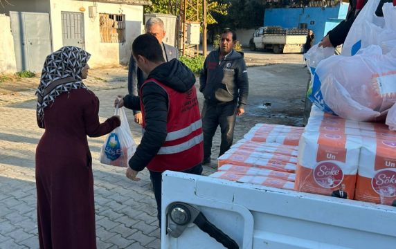 Söke Belediyesi’nin Unları İhtiyaç Sahipleriyle Buluşuyor