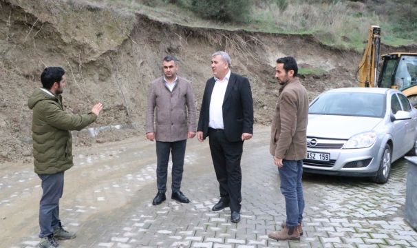 SÖKE’DE YOĞUN YAĞIŞ NEDENİYLE BELEDİYE EKİPLERİ TEYAKKUZDA