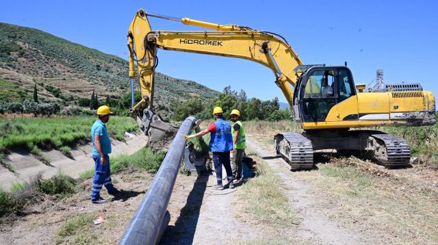 Söke Yenidoğan Mahallesi’nde İçme Suyu Hattı Yenileniyor