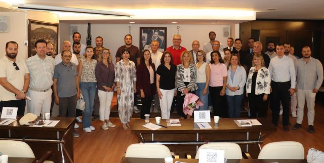 SÖKE’DE İHRACATÇILARA TÜRK EXİMBANK DESTEĞİ ANLATILDI